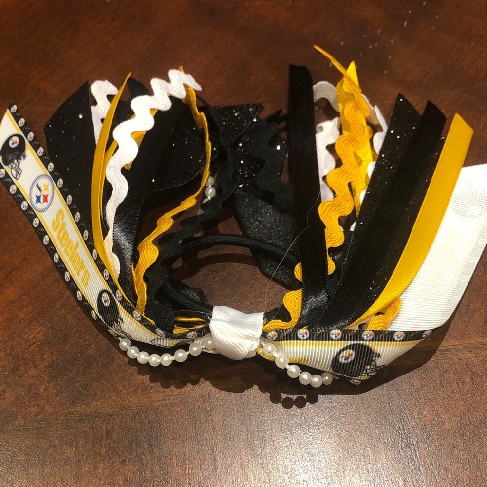 Pittsburgh Steelers Handcrafted Black and Yellow Hair Tie Bow with Ribbons NEW - Picture 4 of 6